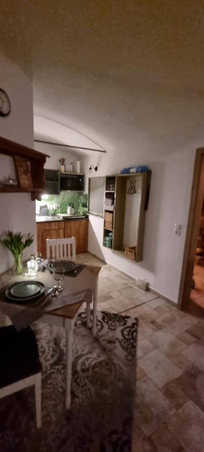 Monteur-Ferienwohnung Ot Naundorf Naundorf  Eksteriør bilde